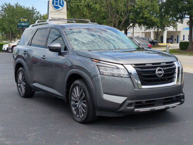 2023 Nissan Pathfinder SL SUV