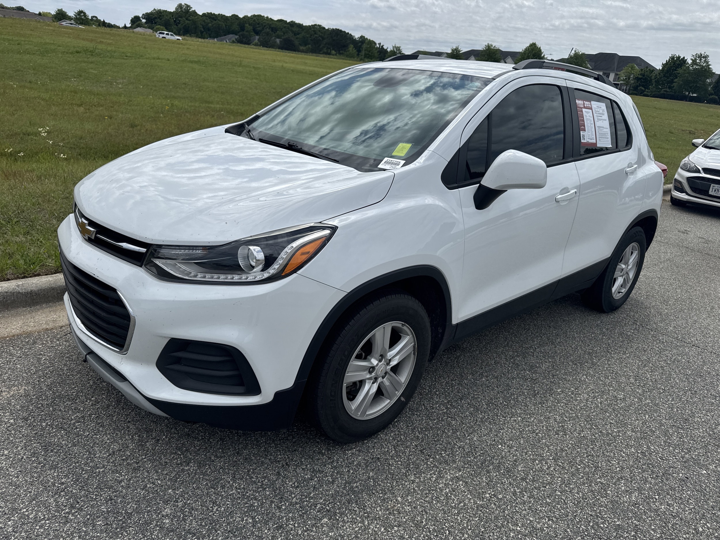 2021 Chevrolet Trax LT photo 4