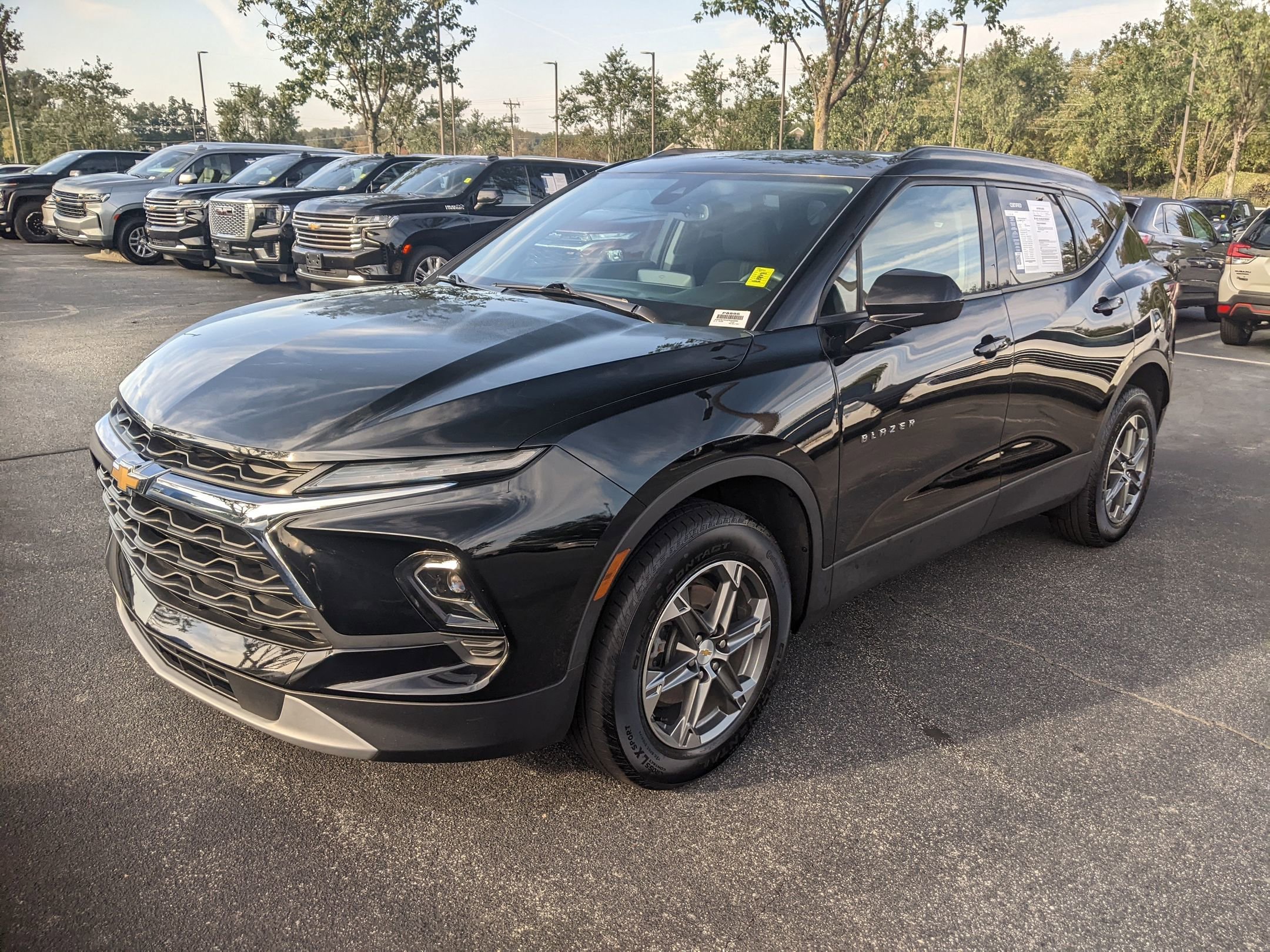 2023 Chevrolet Blazer 2LT photo 3