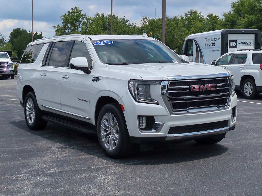 Used 2023 GMC Yukon XL SLT SUV