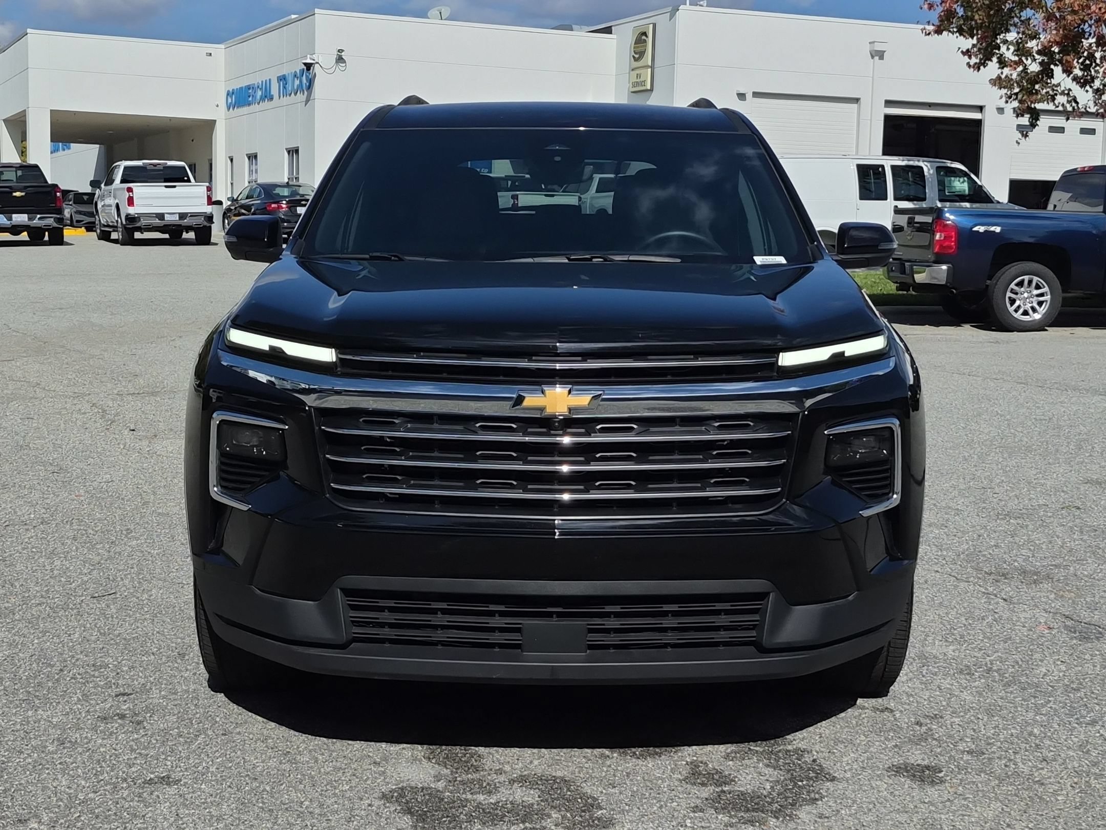 Used 2026 Chevrolet Traverse FWD LT SUV