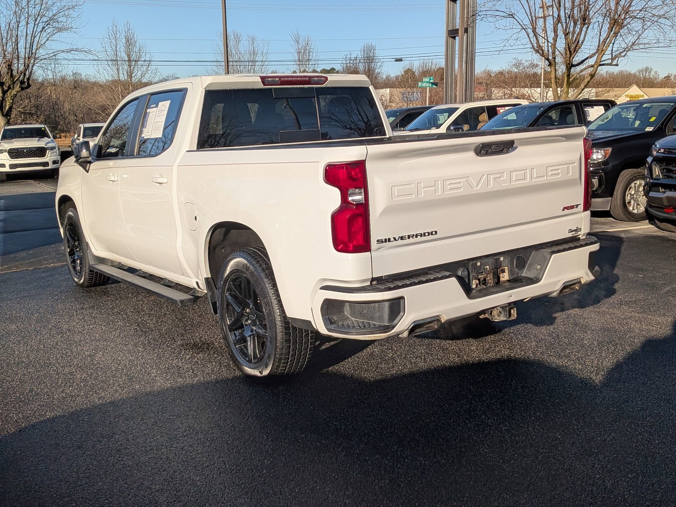 2024 Chevrolet Silverado 1500 RST photo 6