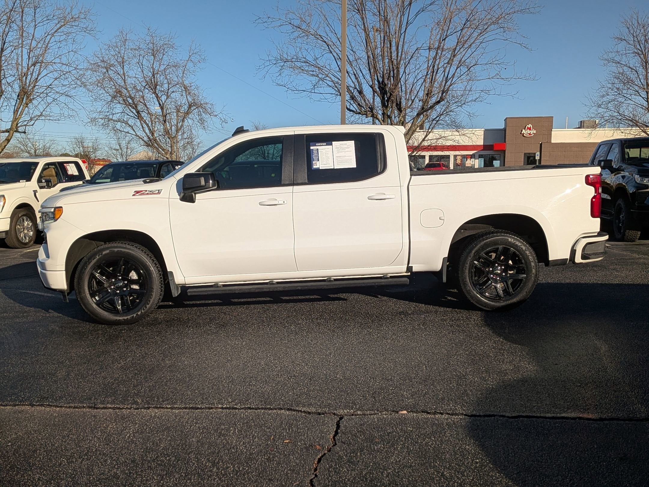 2024 Chevrolet Silverado 1500 RST photo 5