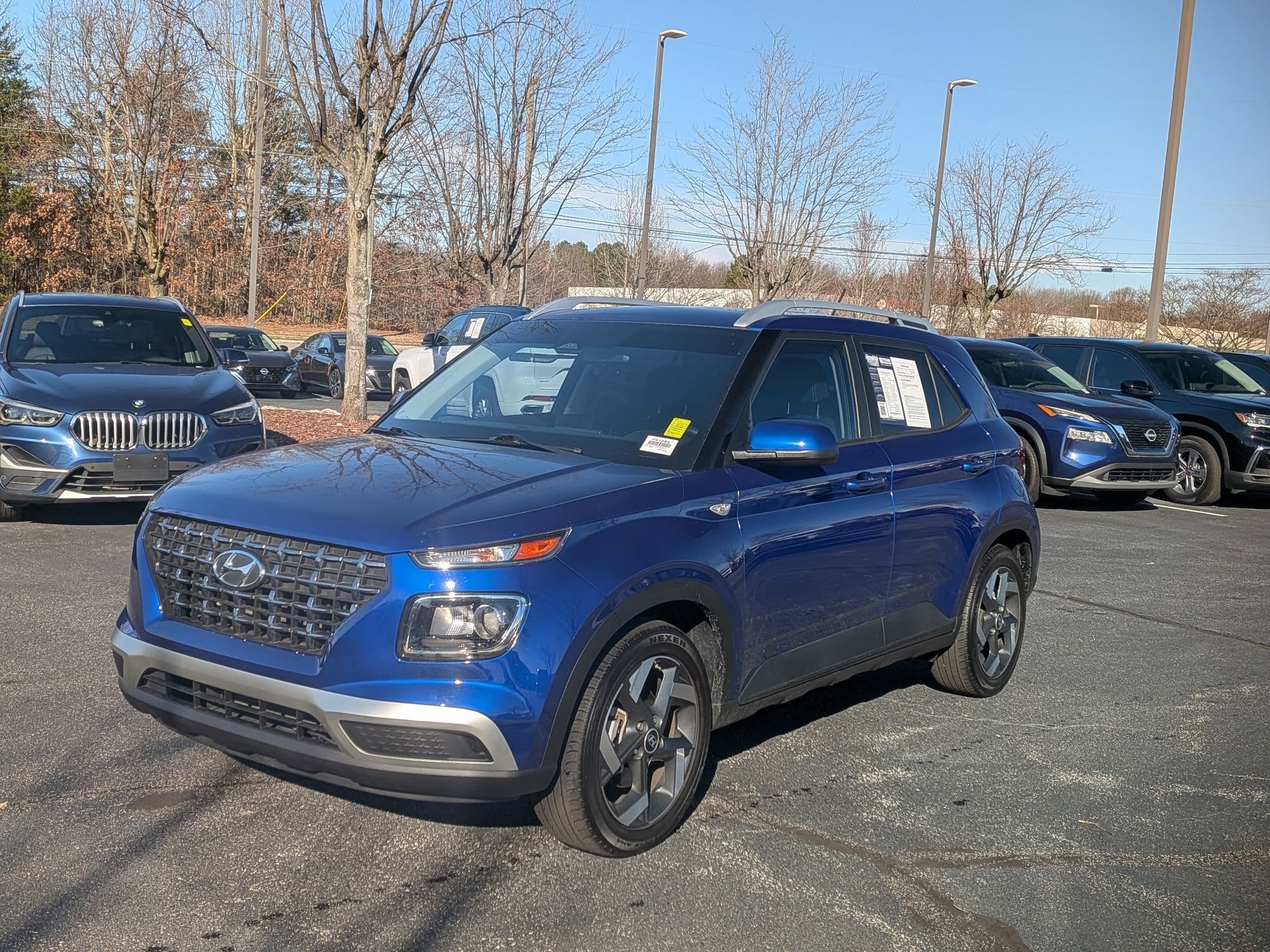 2024 Hyundai Venue SEL photo 4