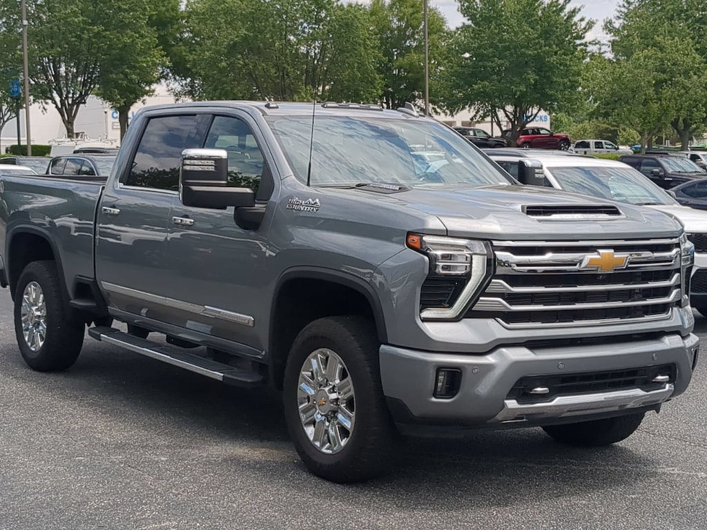 Used 2024 Chevrolet Silverado 2500HD High Country Pickup