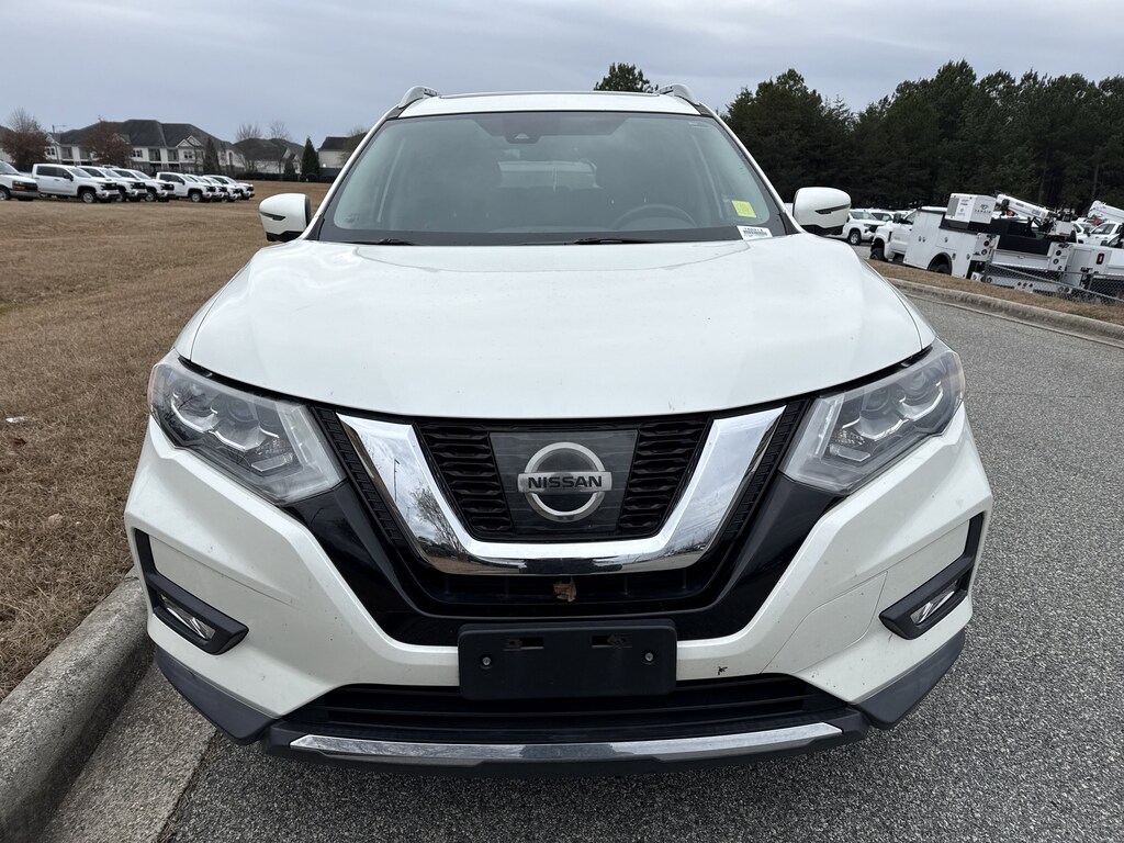 Used 2017 Nissan Rogue SL SUV