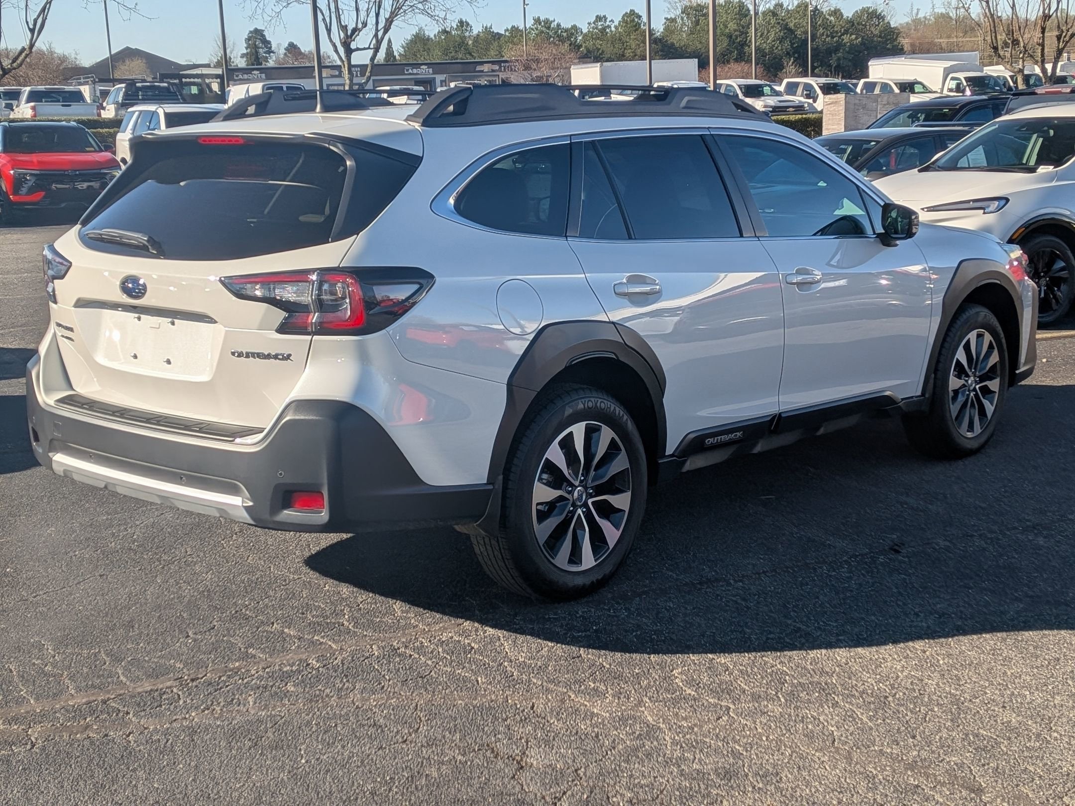 2025 Subaru Outback photo 3