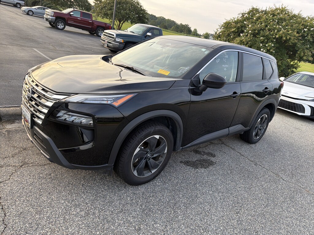 Used 2025 Nissan Rogue SV SUV