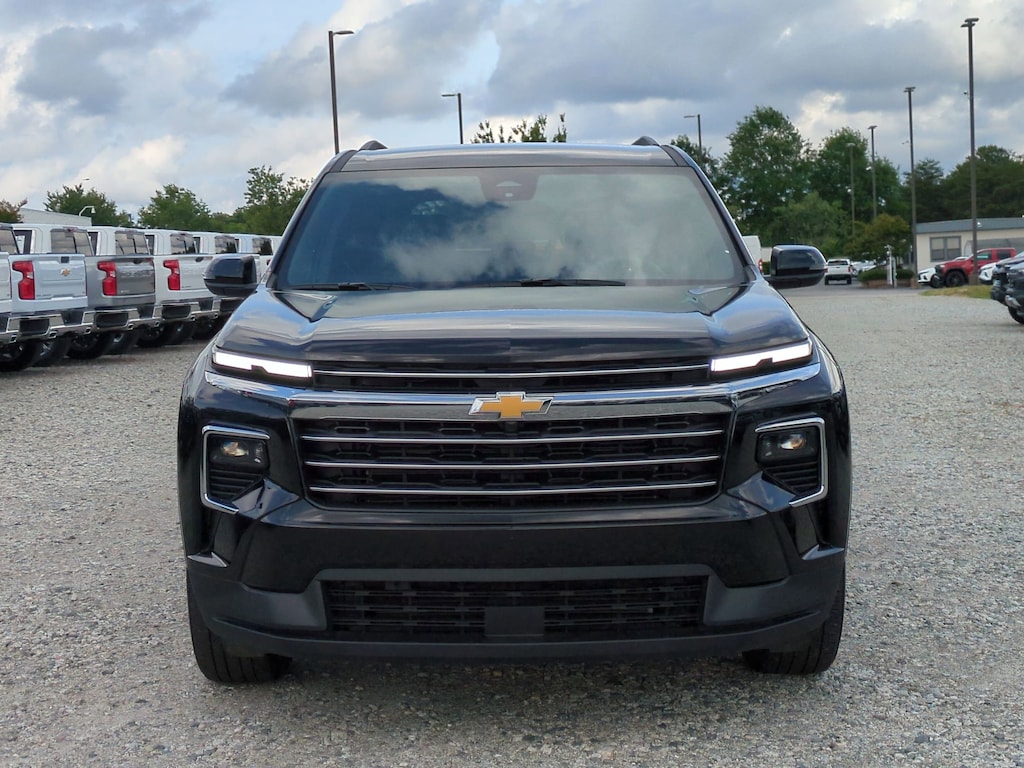 Used 2026 Chevrolet Traverse AWD LT SUV