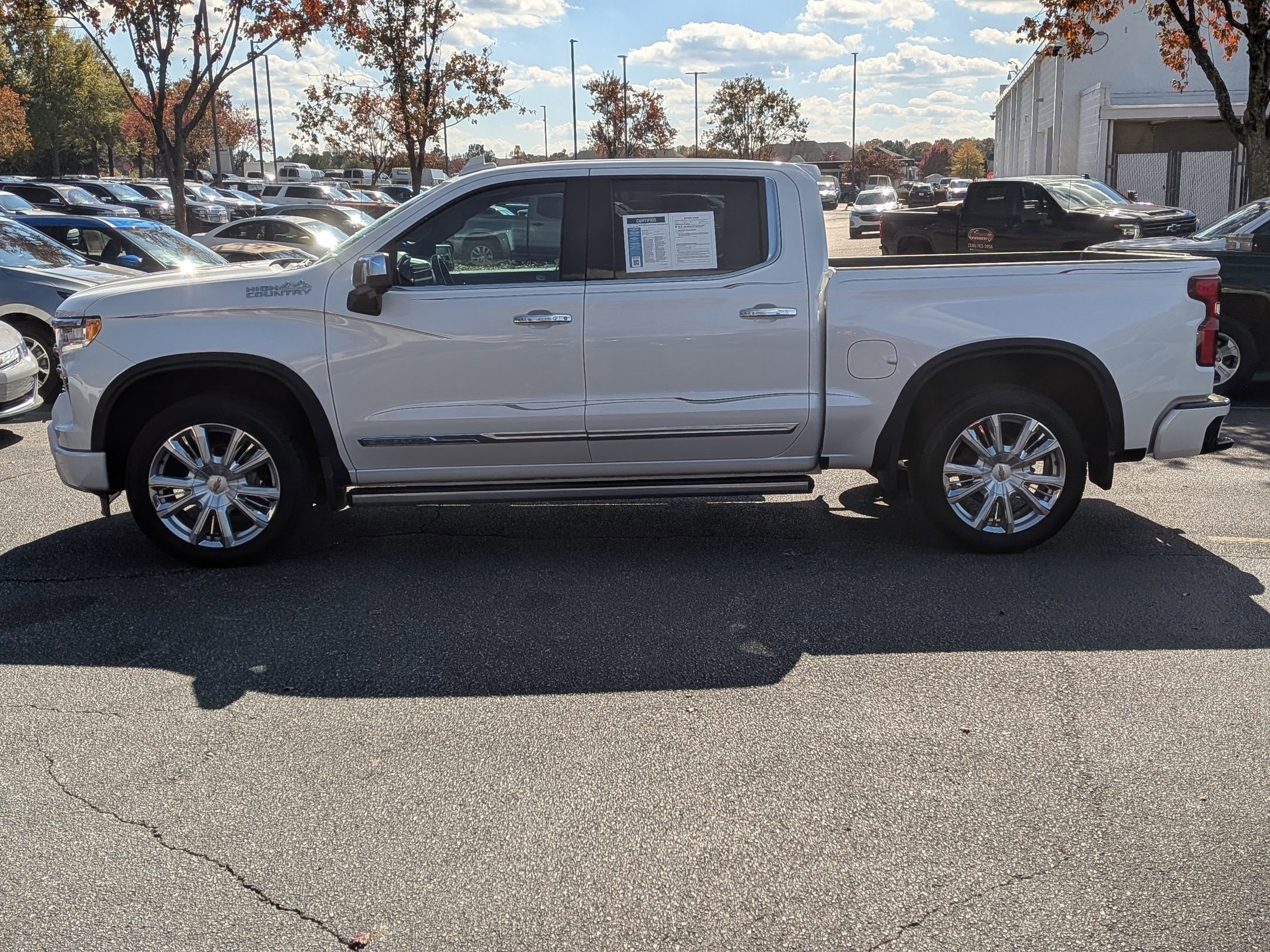 2023 Chevrolet Silverado 1500 High Country photo 5