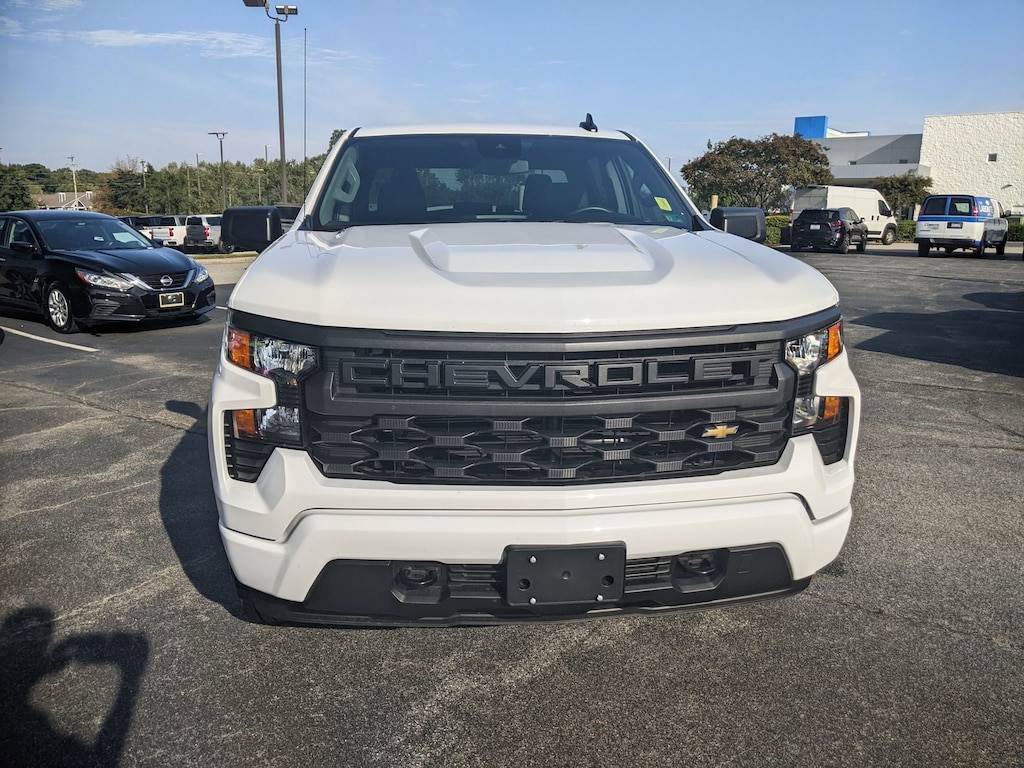 Certified 2025 Chevrolet Silverado 1500 Custom Pickup