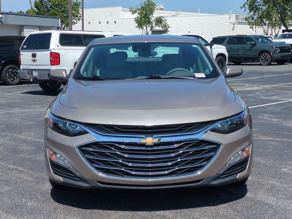 Used 2025 Chevrolet Malibu LT Sedan