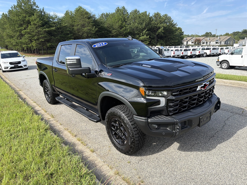 Used 2024 Chevrolet Silverado 1500 ZR2 Pickup