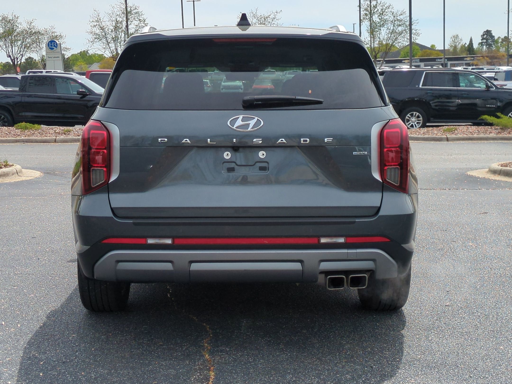 2023 Hyundai Palisade SEL photo 3