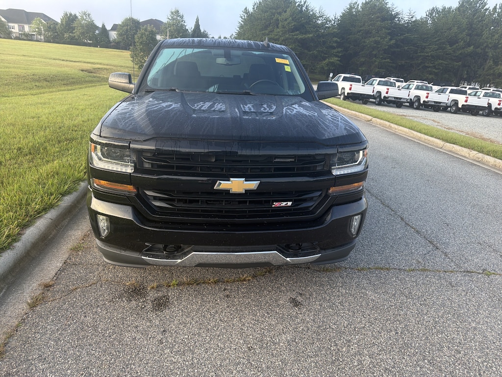 Used 2018 Chevrolet Silverado 1500 LT Pickup