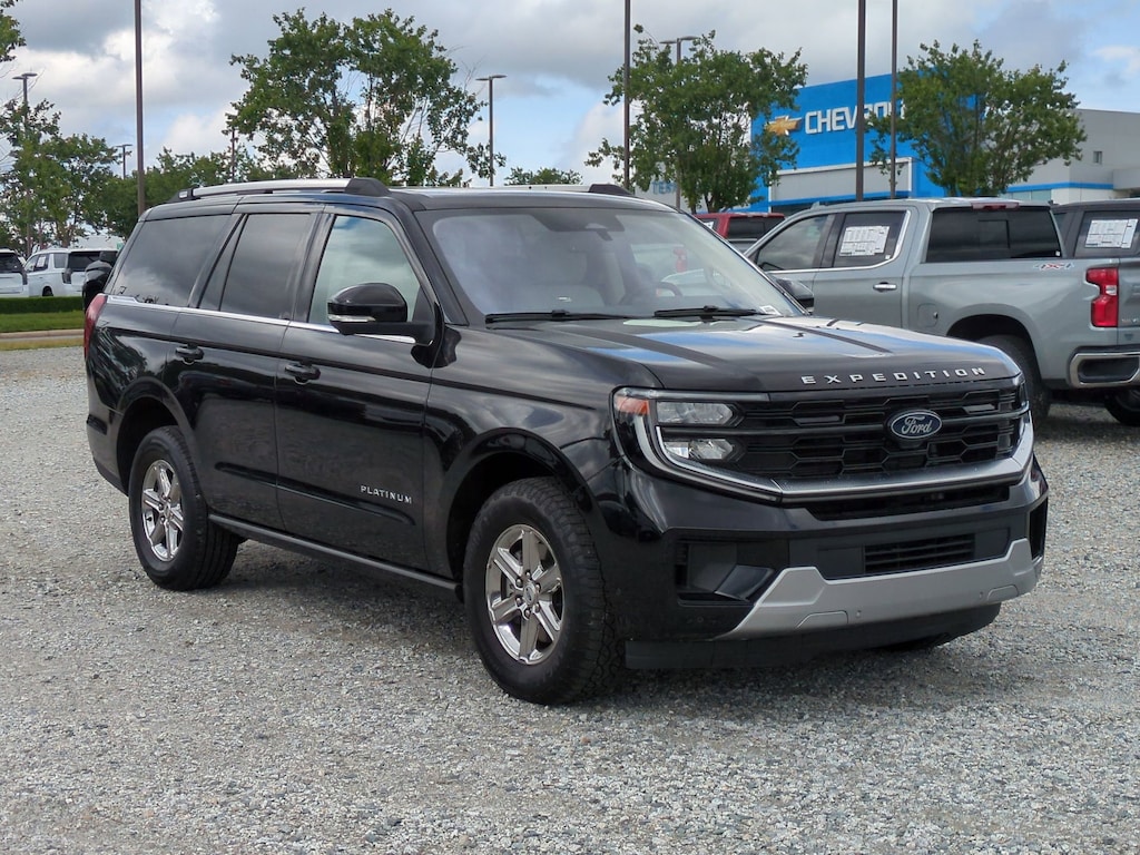 Used 2025 Ford Expedition Platinum SUV