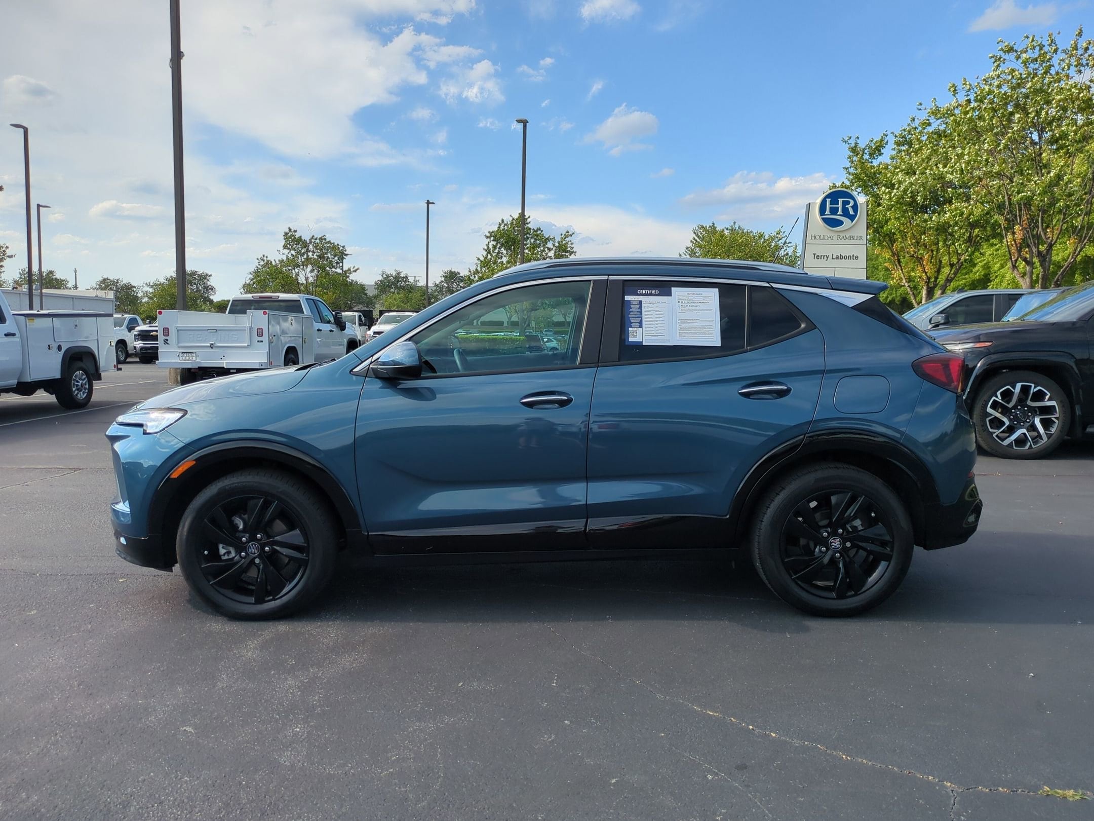 2024 Buick Encore GX Sport Touring photo 6
