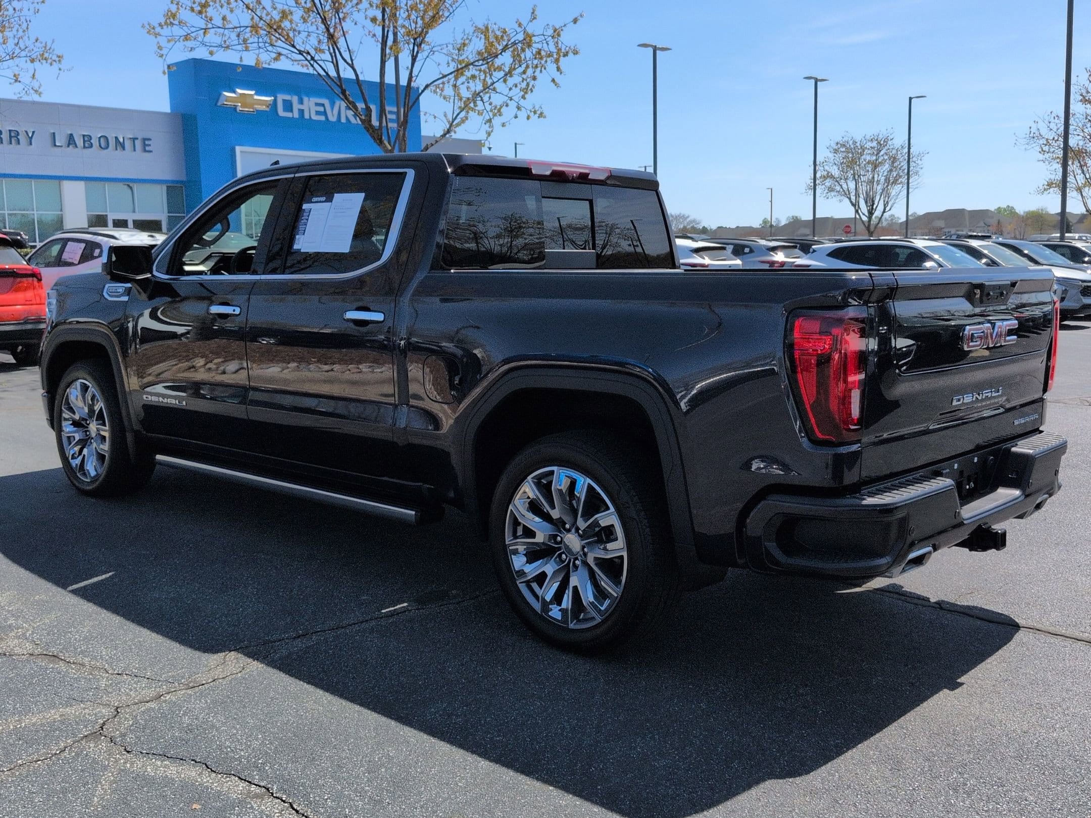 2025 GMC Sierra 1500 Denali photo 6