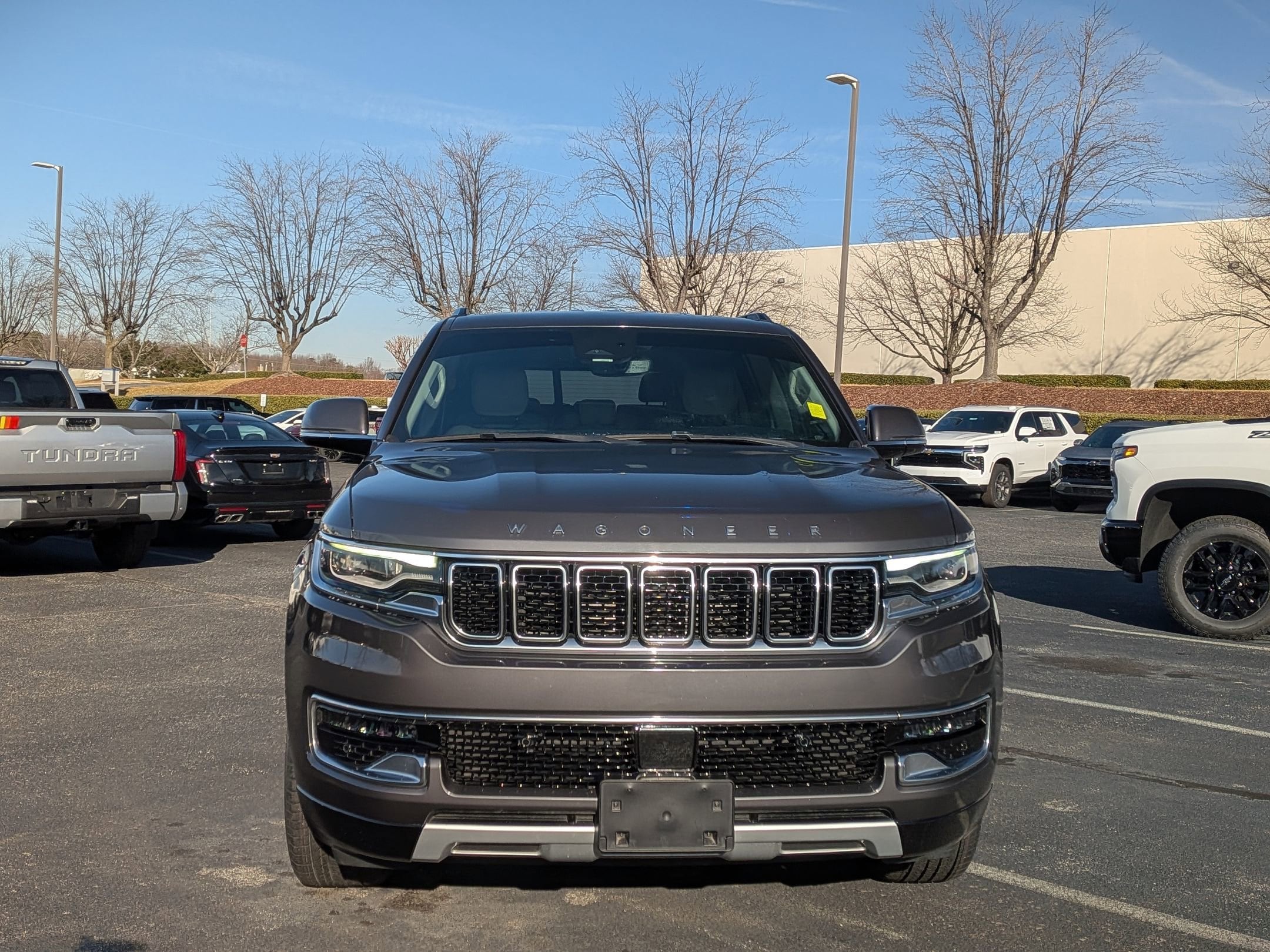 2022 Jeep Wagoneer Series II photo 2