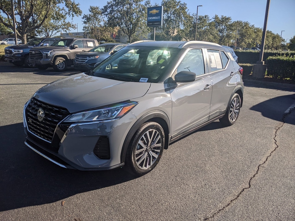 Used 2023 Nissan Kicks SV SUV
