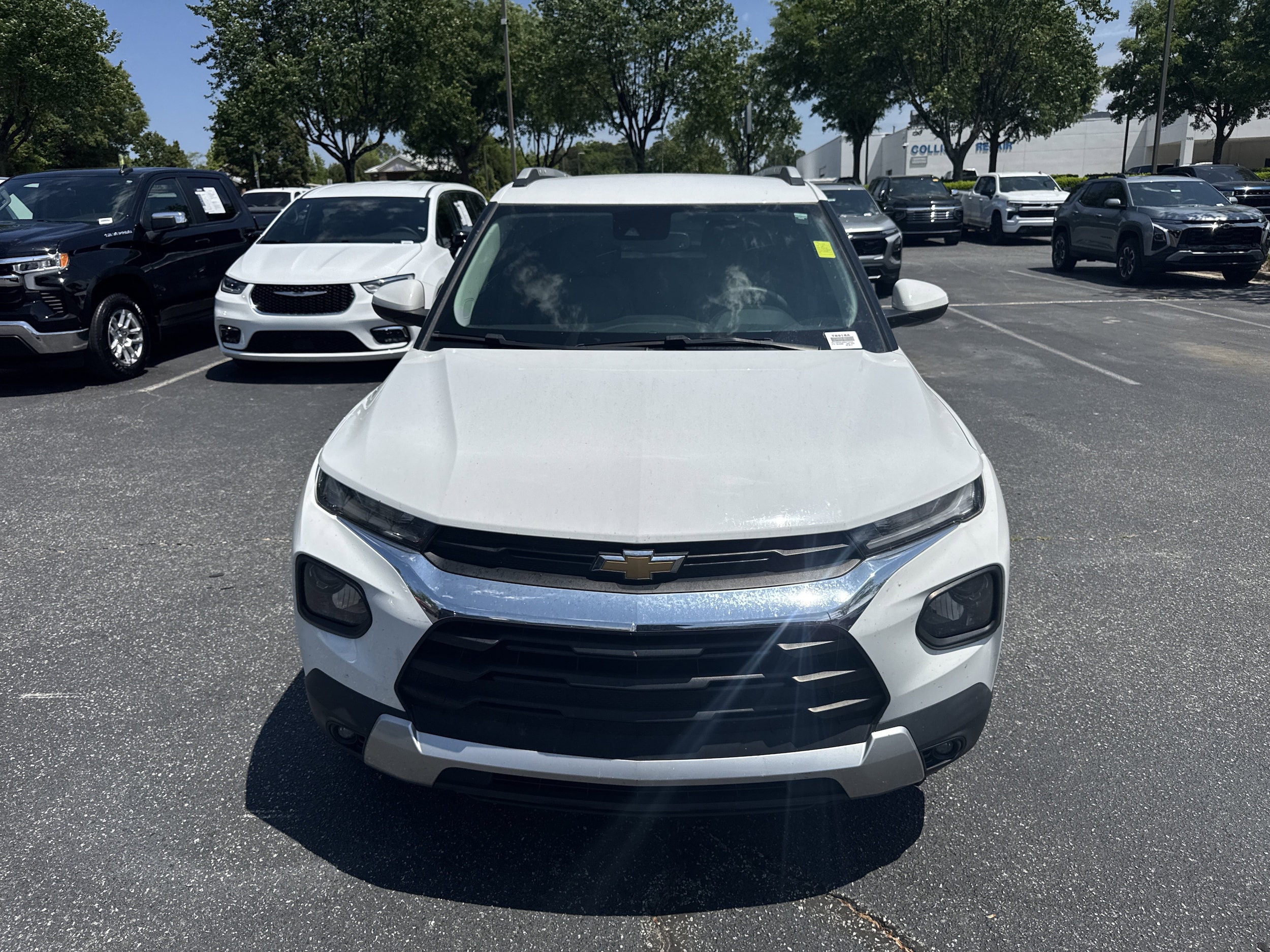 2021 Chevrolet Trailblazer LT photo 3