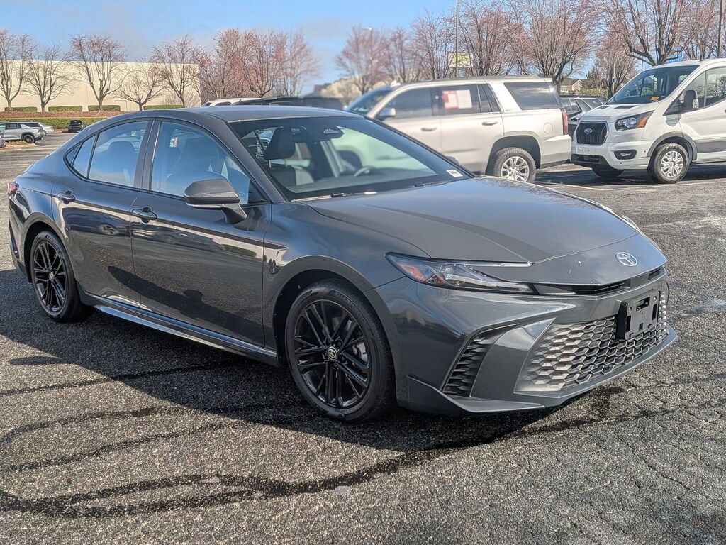 Used 2025 Toyota Camry SE Sedan