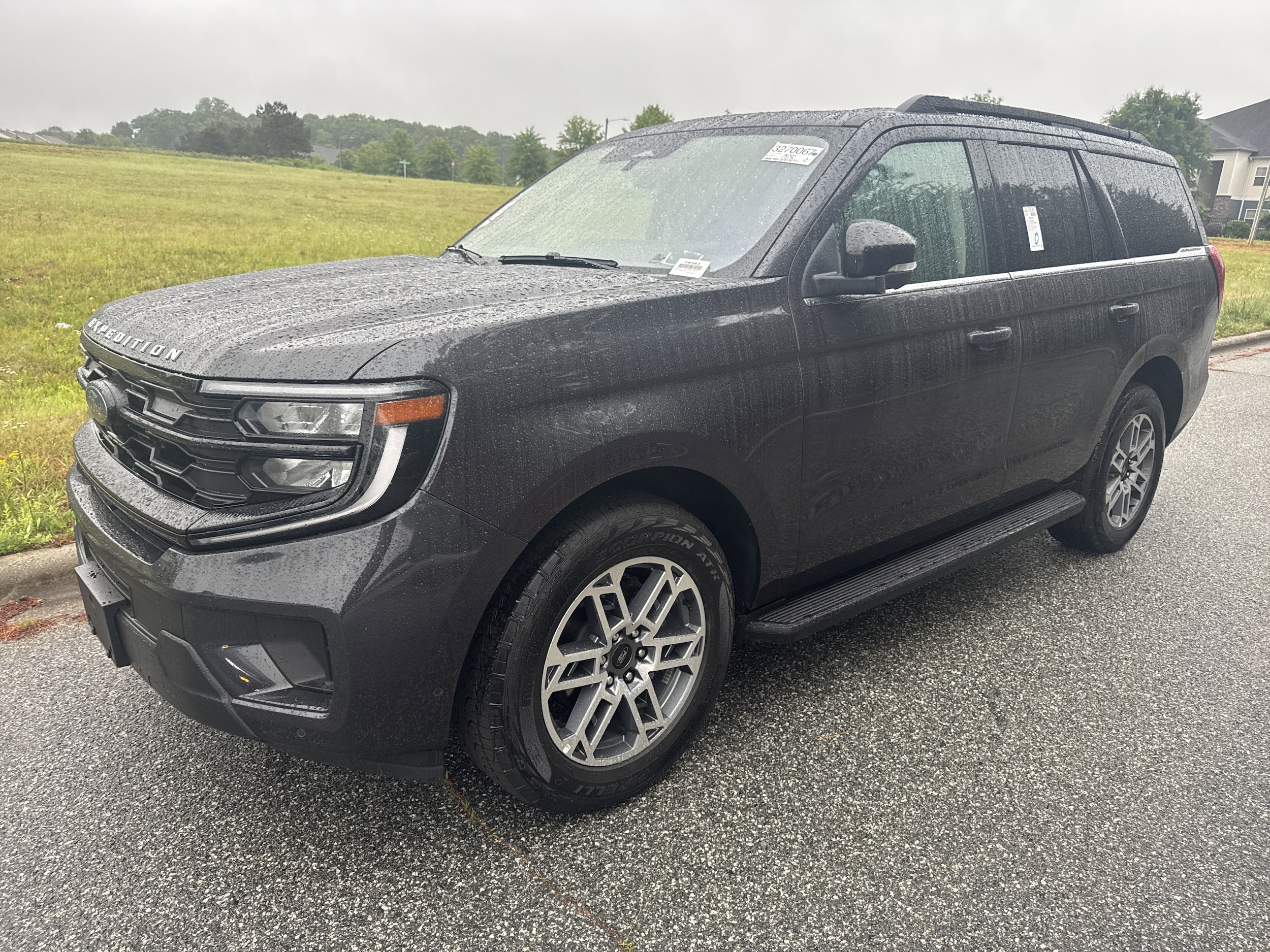 2025 Ford Expedition Active photo 4