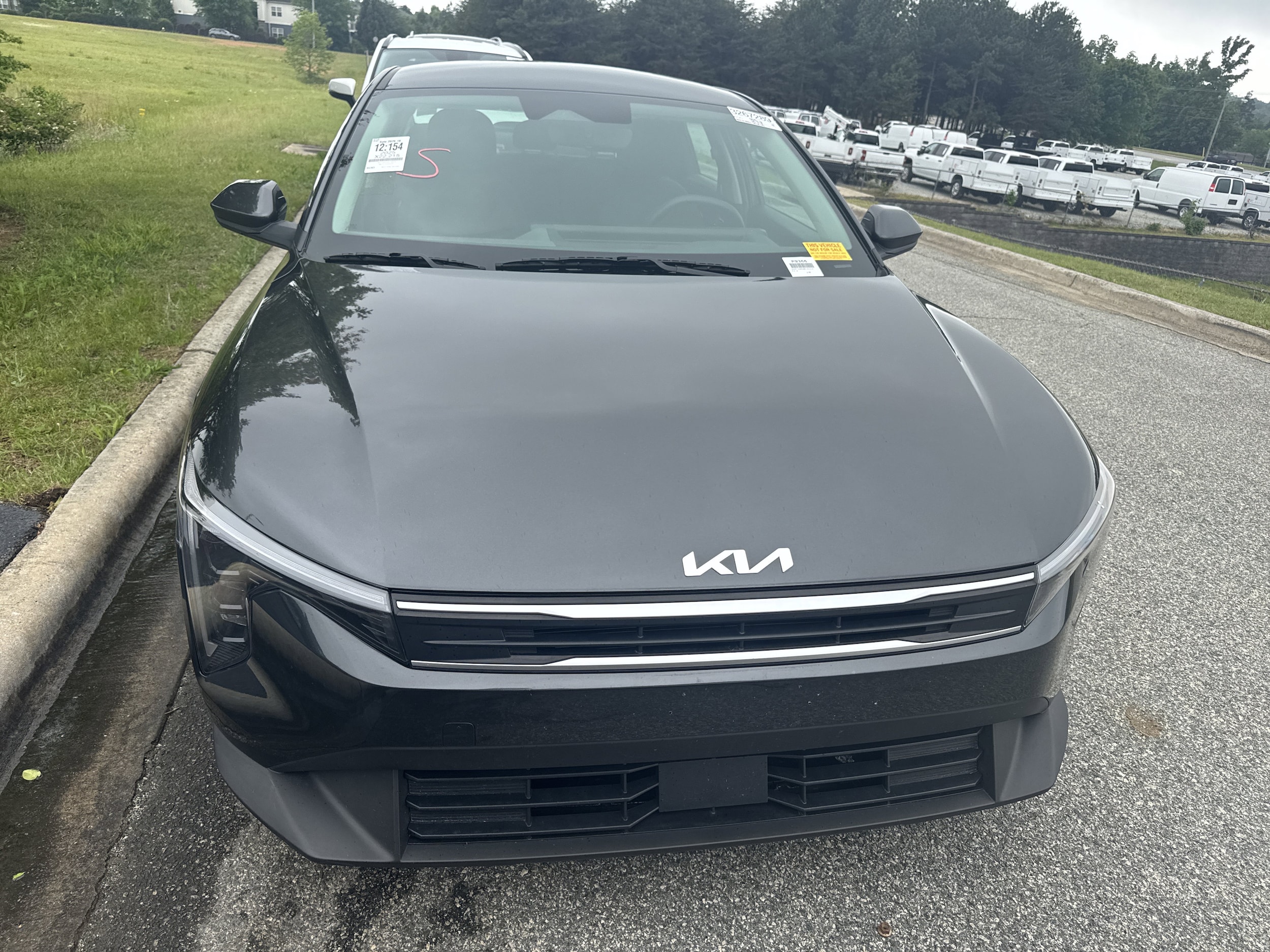 2025 Kia K4 LXS photo 2