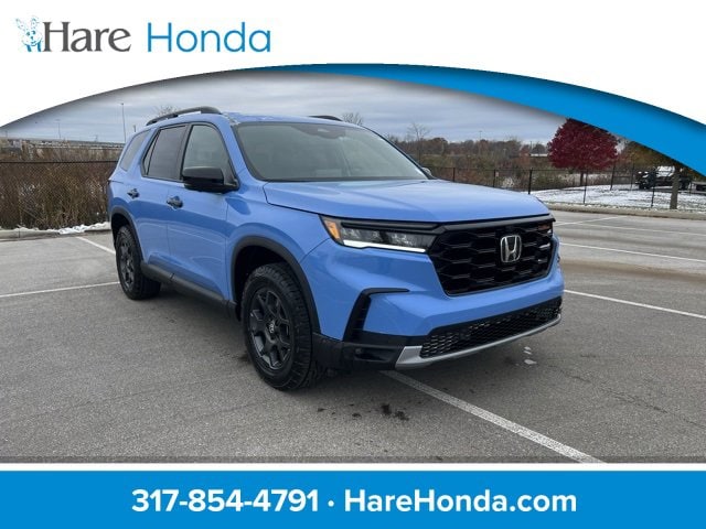 2025 Honda Pilot TrailSport's photo