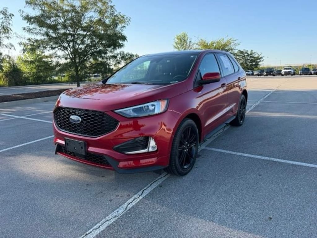 Used 2024 Ford Edge SUV