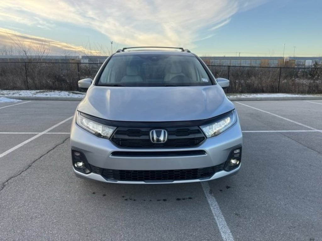Used 2025 Honda Odyssey Touring Van