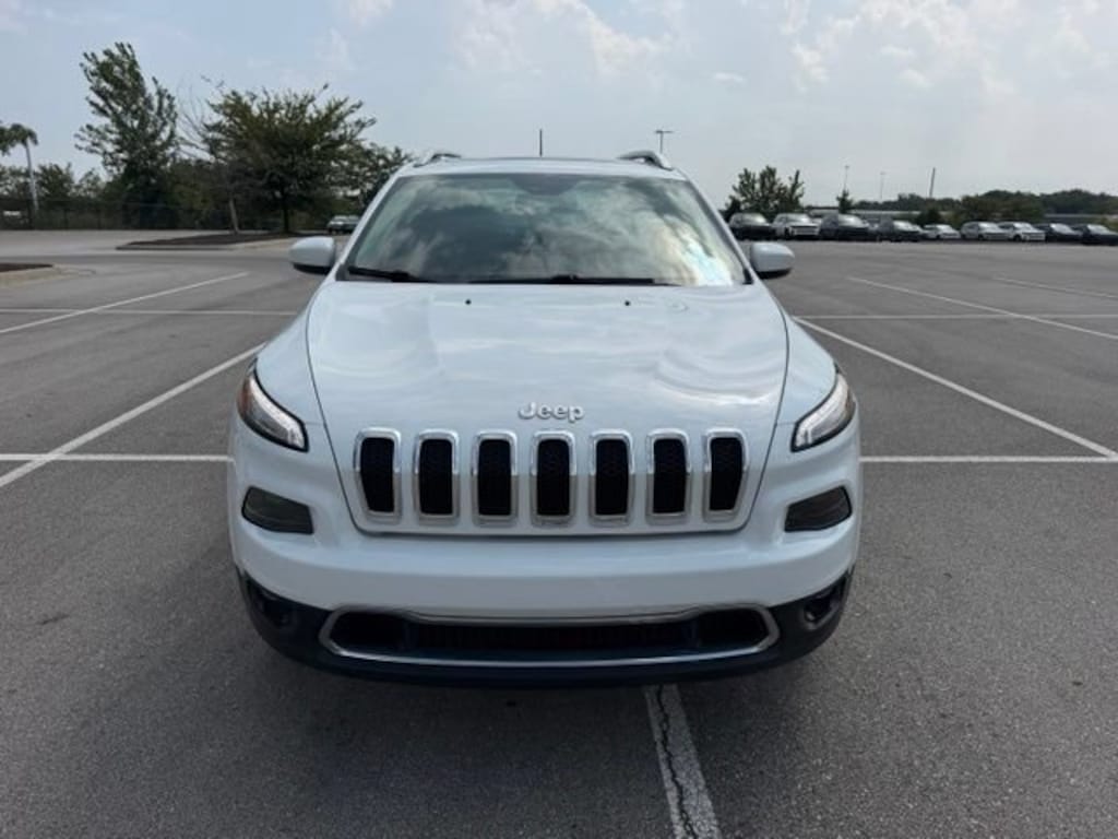 Used 2017 Jeep Cherokee Limited 4x4 SUV