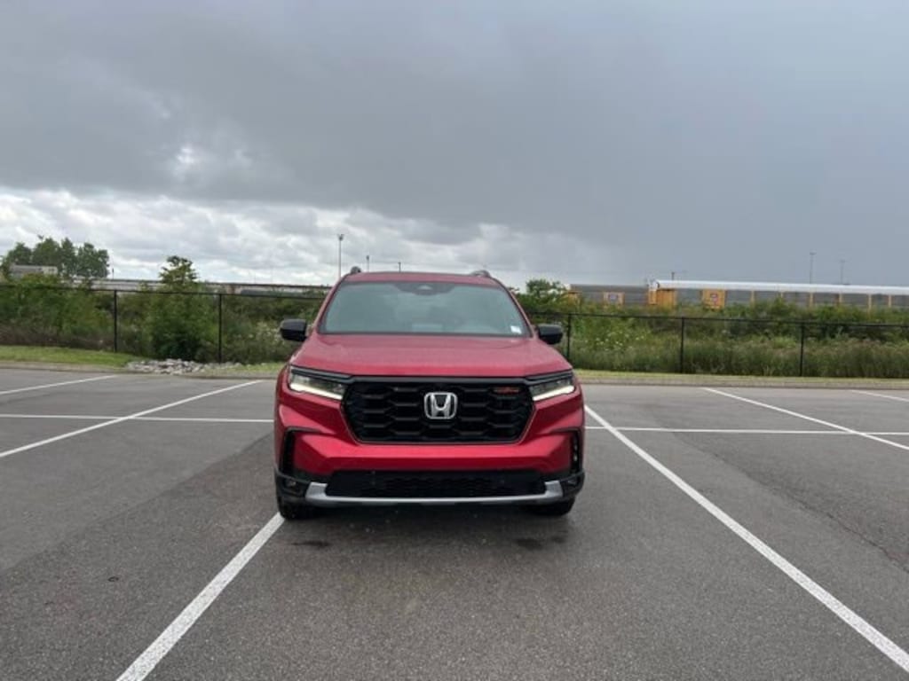 New 2025 Honda Pilot TrailSport SUV