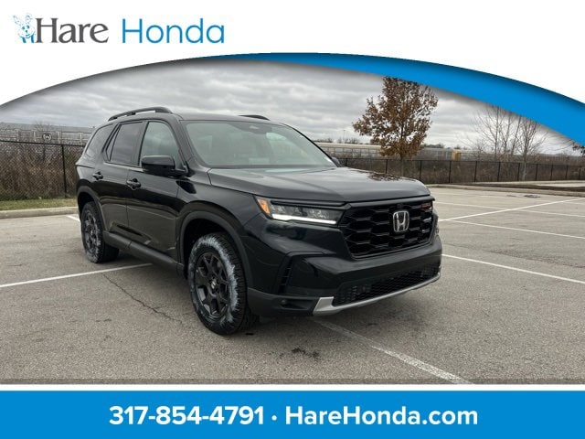 2025 Honda Pilot TrailSport's photo