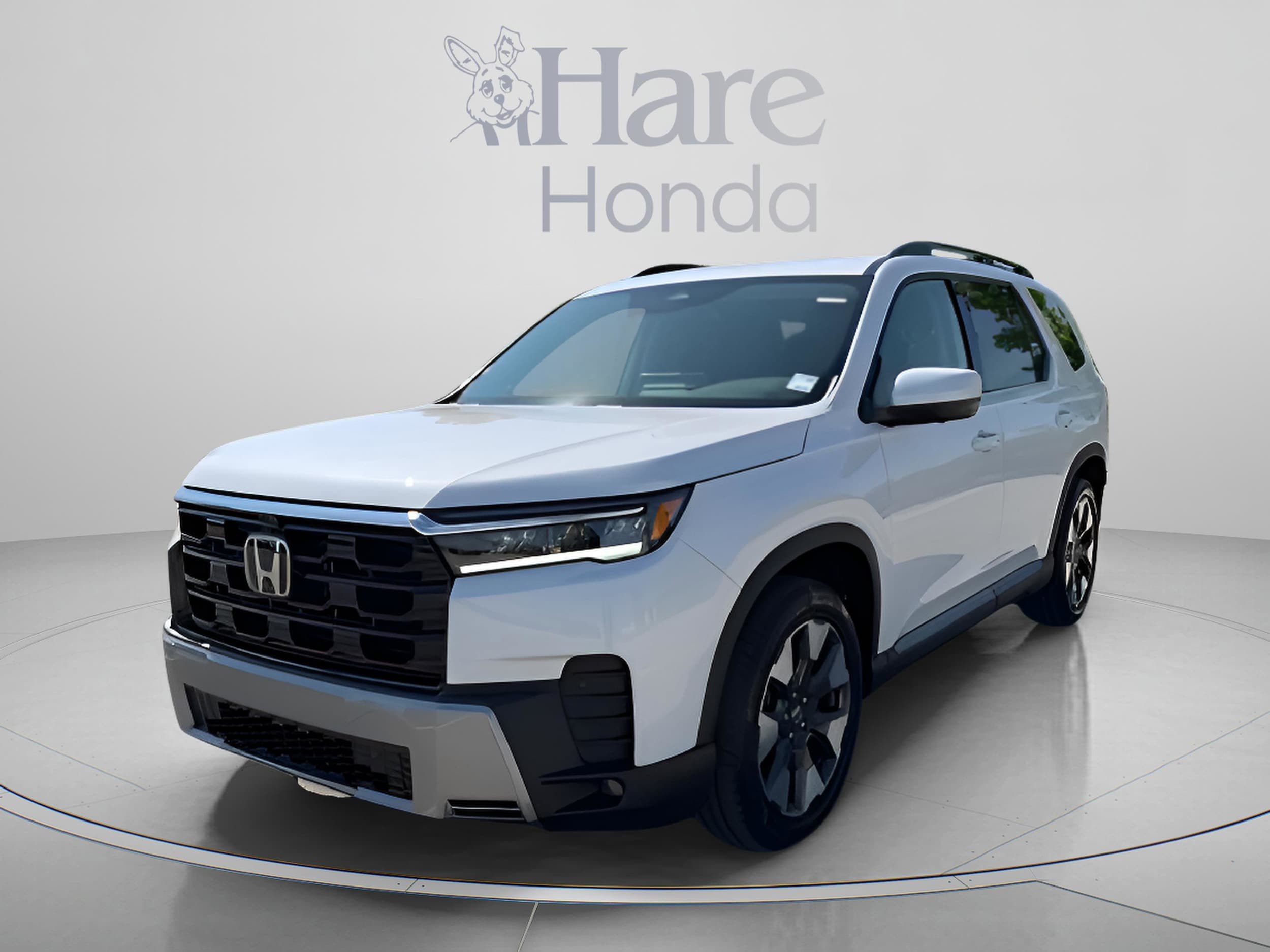 2026 Honda Pilot Touring AWD's photo
