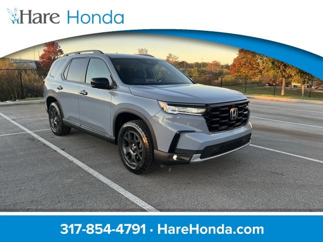 2025 Honda Pilot TrailSport's photo