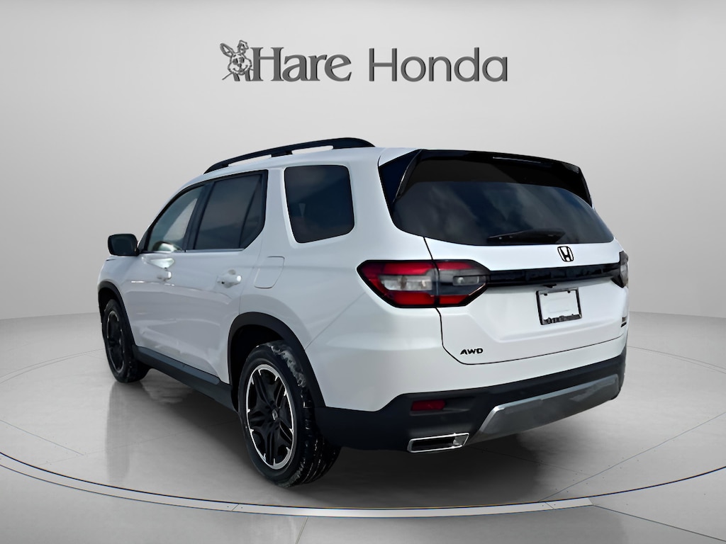 New 2026 Honda Pilot Touring S SUV