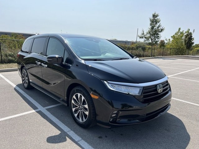 Certified 2022 Honda Odyssey EX-L with VIN 5FNRL6H78NB035560 for sale in Avon, IN