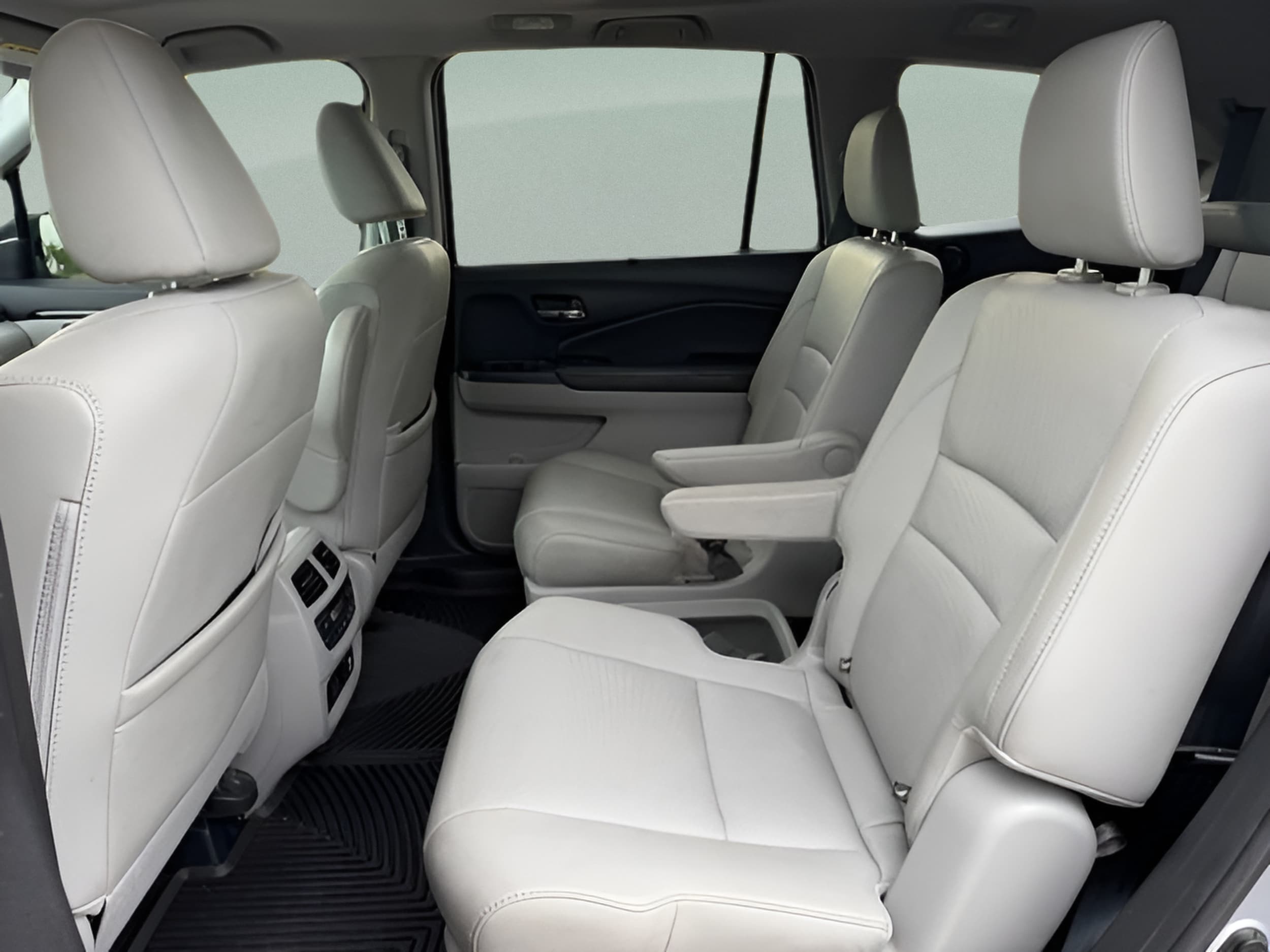 2019 Honda Pilot Elite - Photo 26