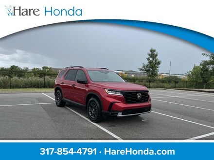 2025 Honda Pilot TrailSport SUV