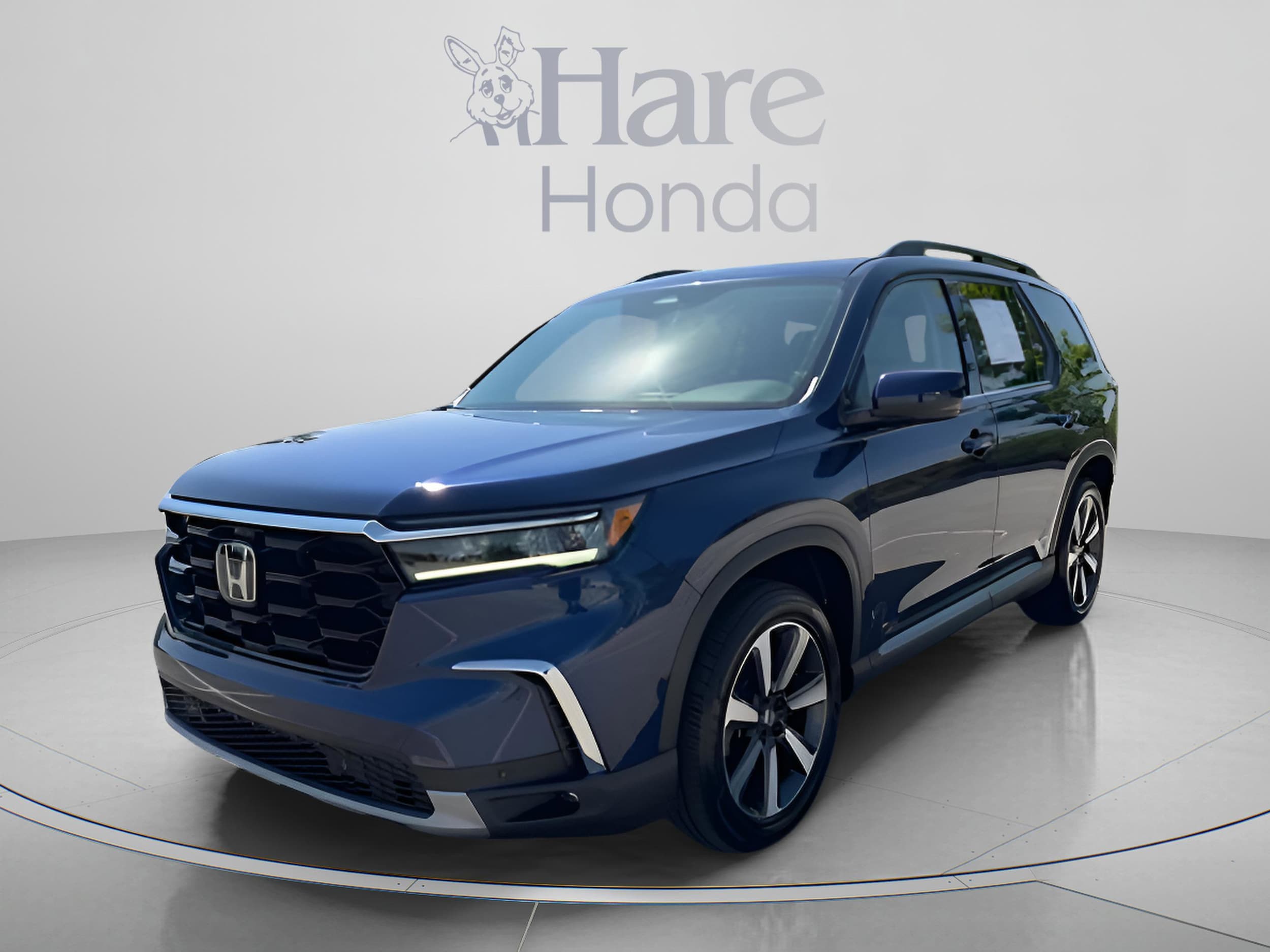 2024 Honda Pilot Touring AWD's photo