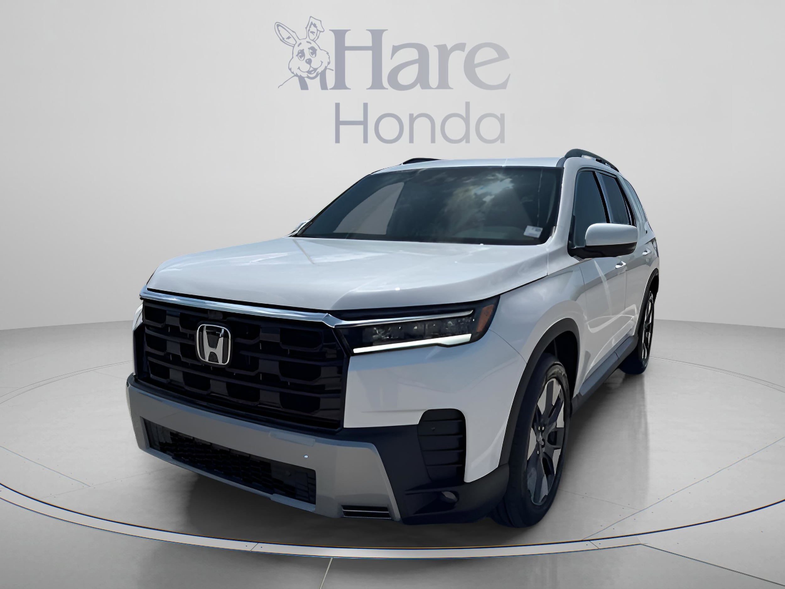 2026 Honda Pilot Touring AWD's photo
