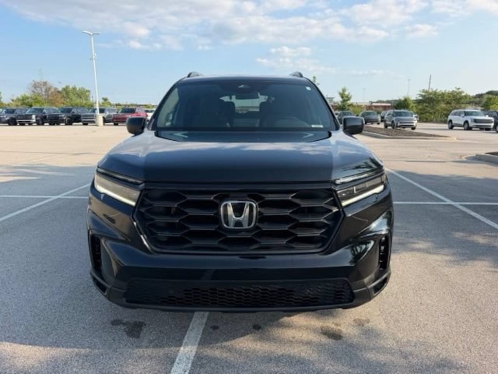 Certified 2025 Honda Pilot Sport SUV