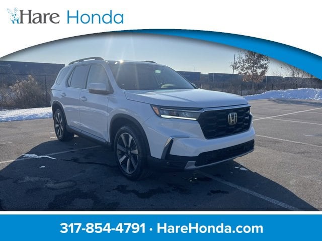 2025 Honda Pilot Touring's photo