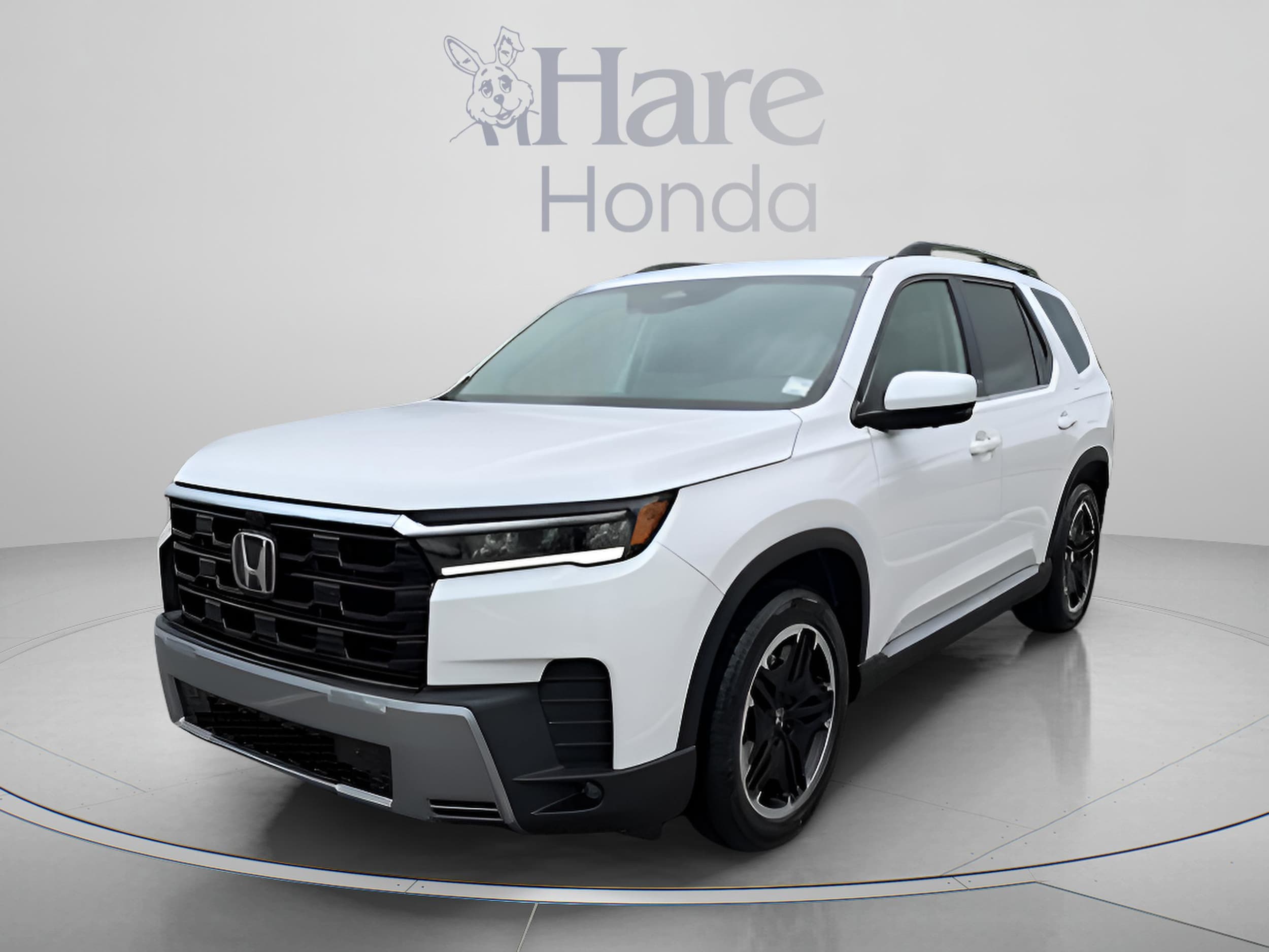 2026 Honda Pilot Touring AWD's photo