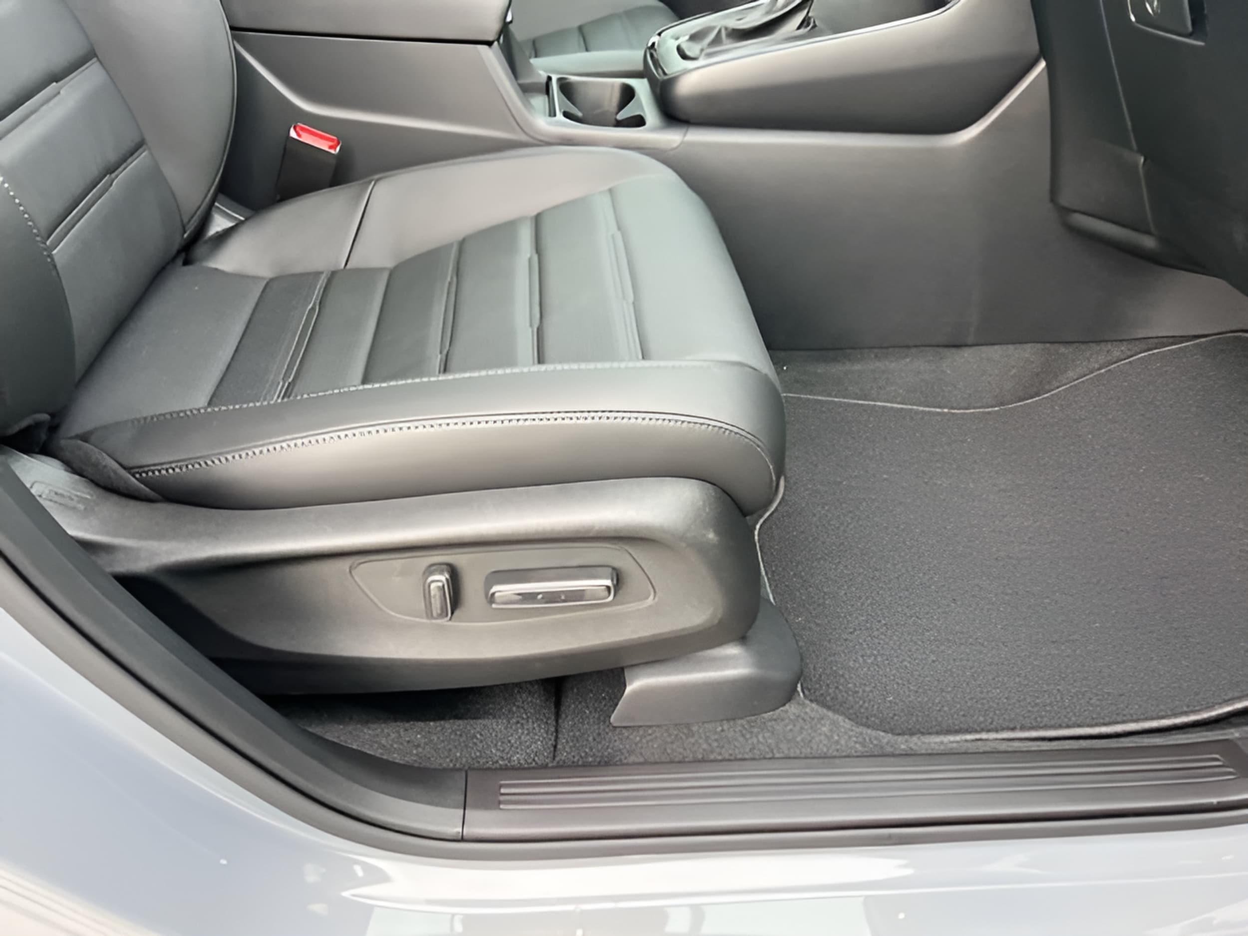 2026 Honda CR-V EX-L - Photo 23