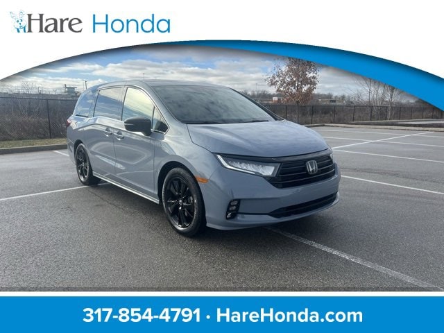 2023 Honda Odyssey SPORT's photo