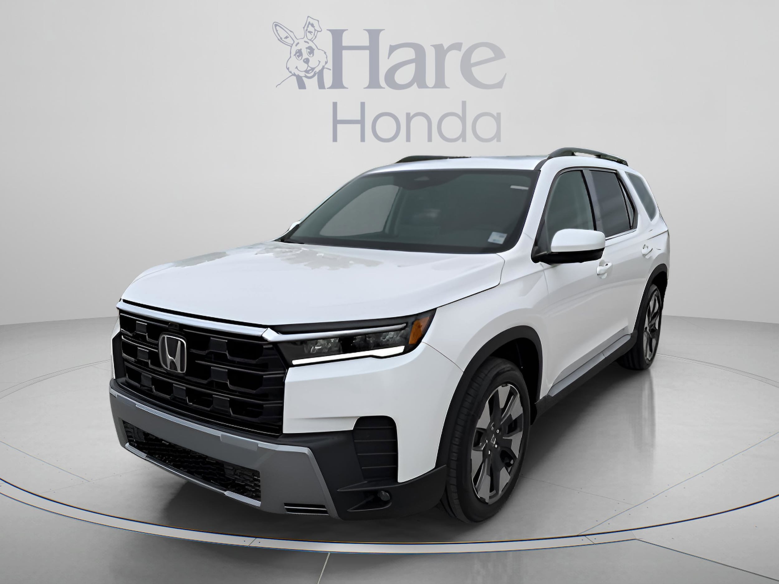 2026 Honda Pilot Touring AWD's photo