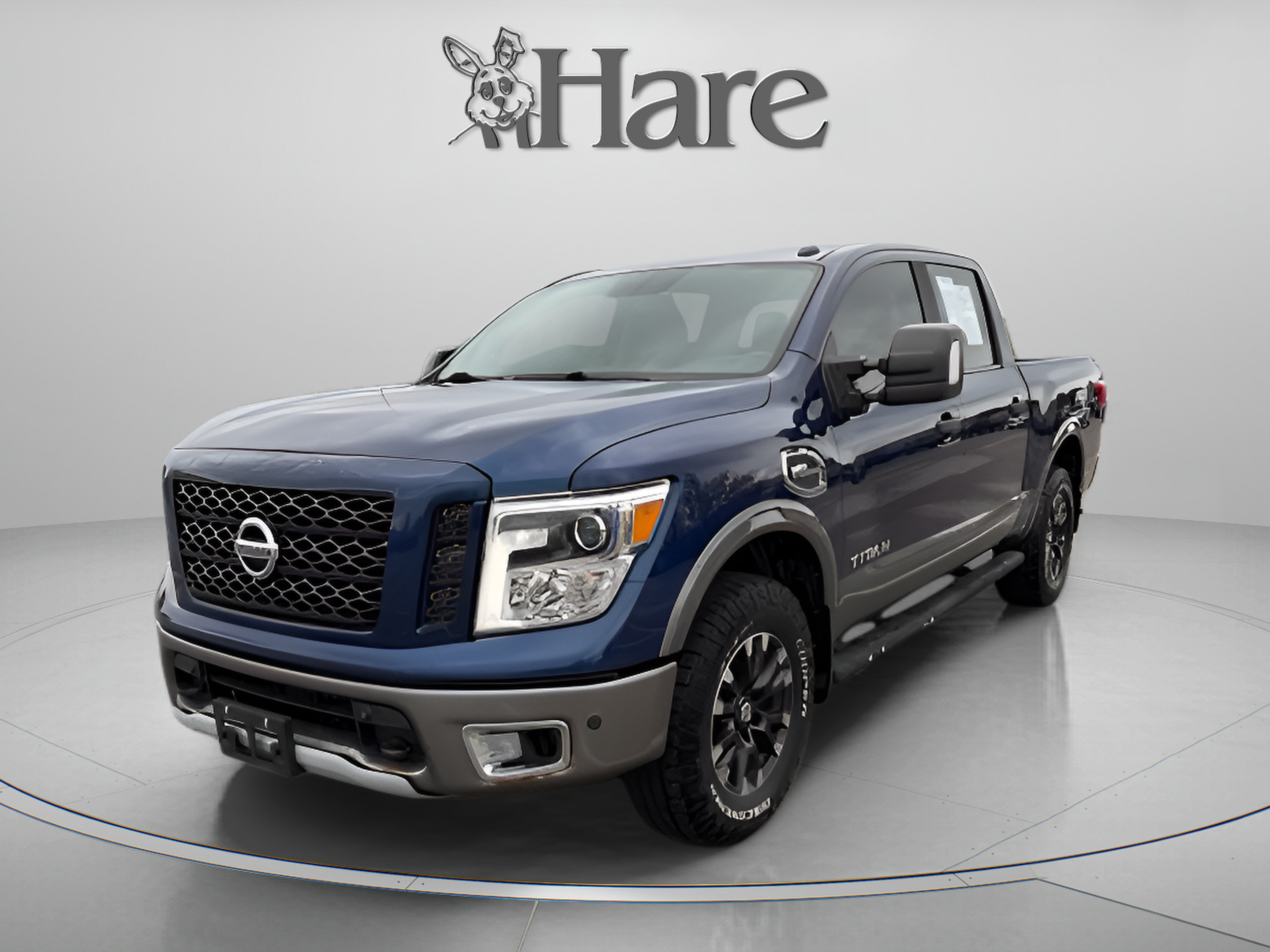 2017 Nissan Titan
