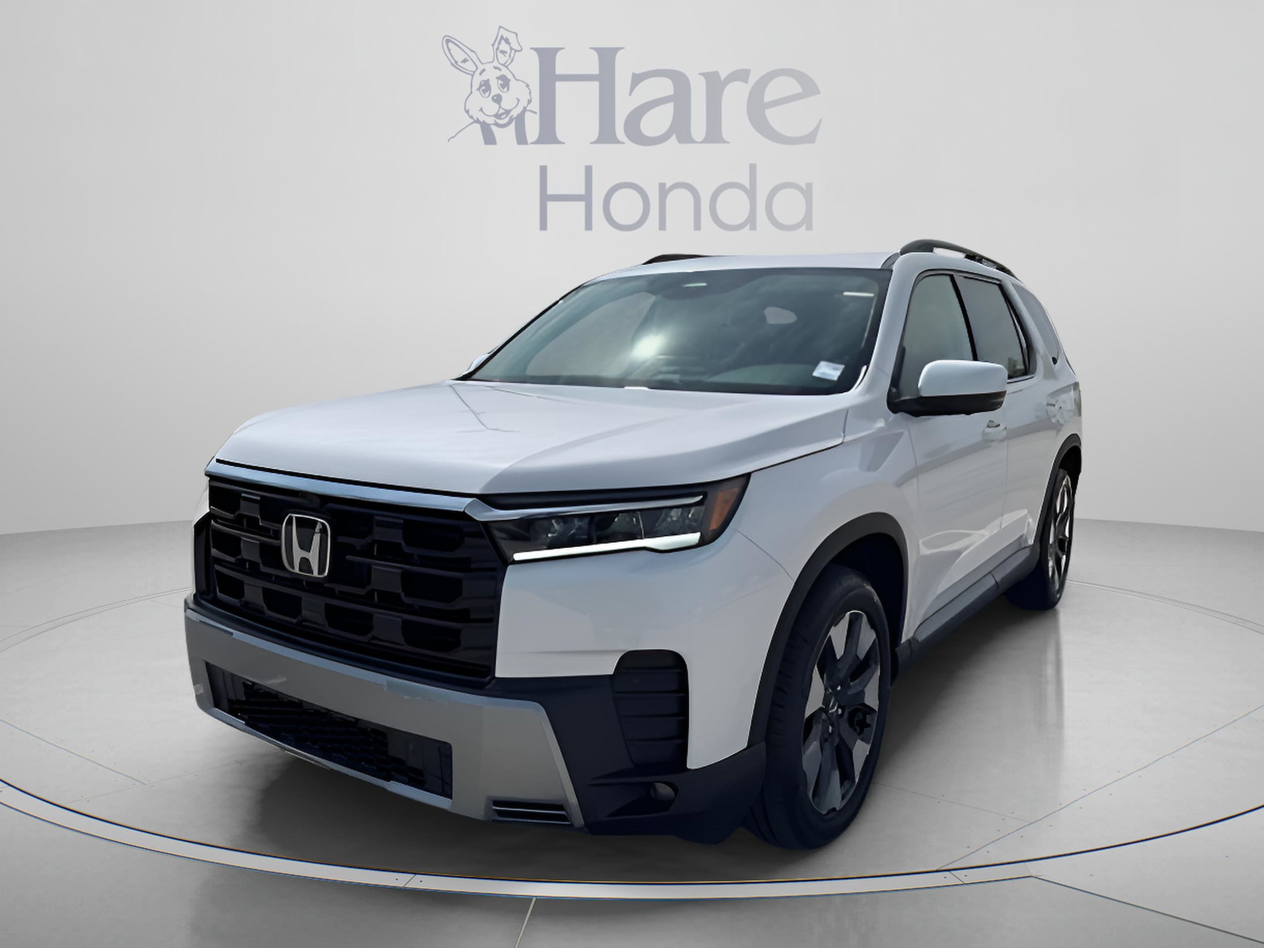 2026 Honda Pilot Touring AWD's photo